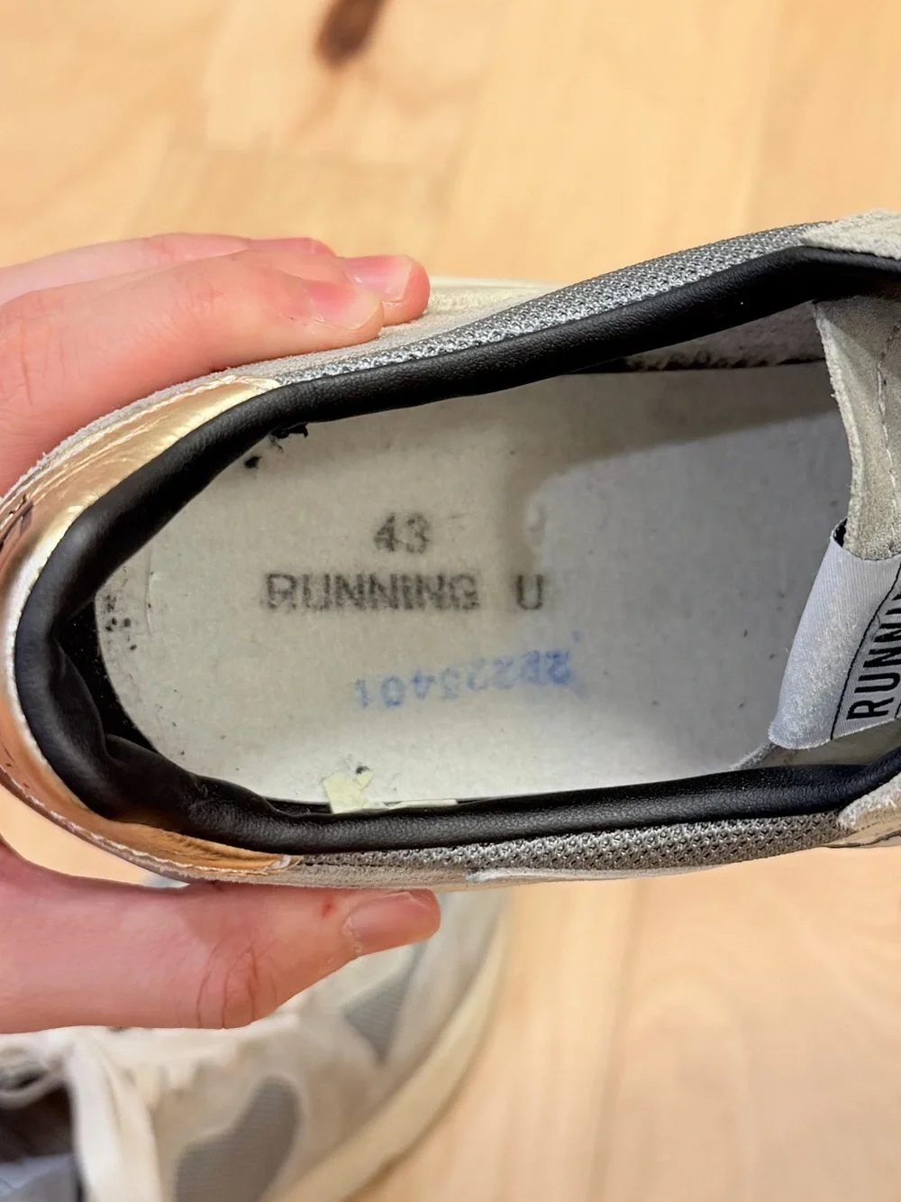 Golden Goose Men’s Running Sole Sneakers - Picture 9 of 11